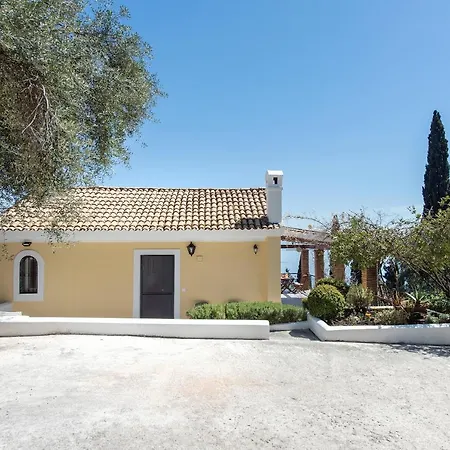 Lucky Villa