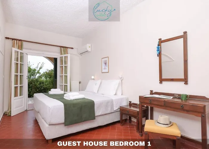 Lucky * Benitses (Corfu)