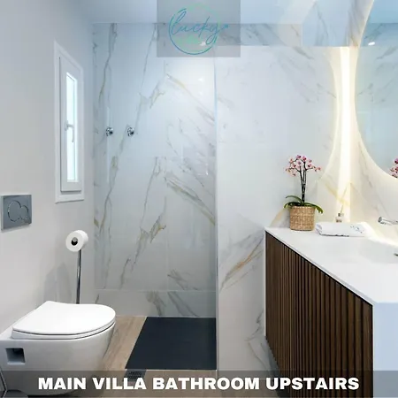 Lucky Villa